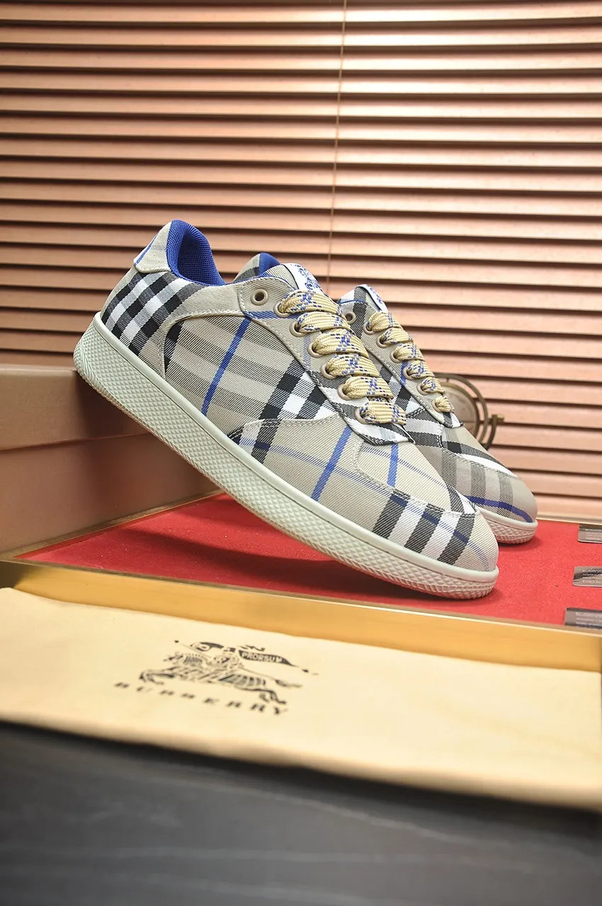Men's shoes 💰540💶【Burberry】Classic low-top sneakers｜Imported cowhide with classic plaid fabric｜Sheepskin lining｜Original outsole｜Fine workmanship and comfortable to wear Size: 38-44 (customized at 45)